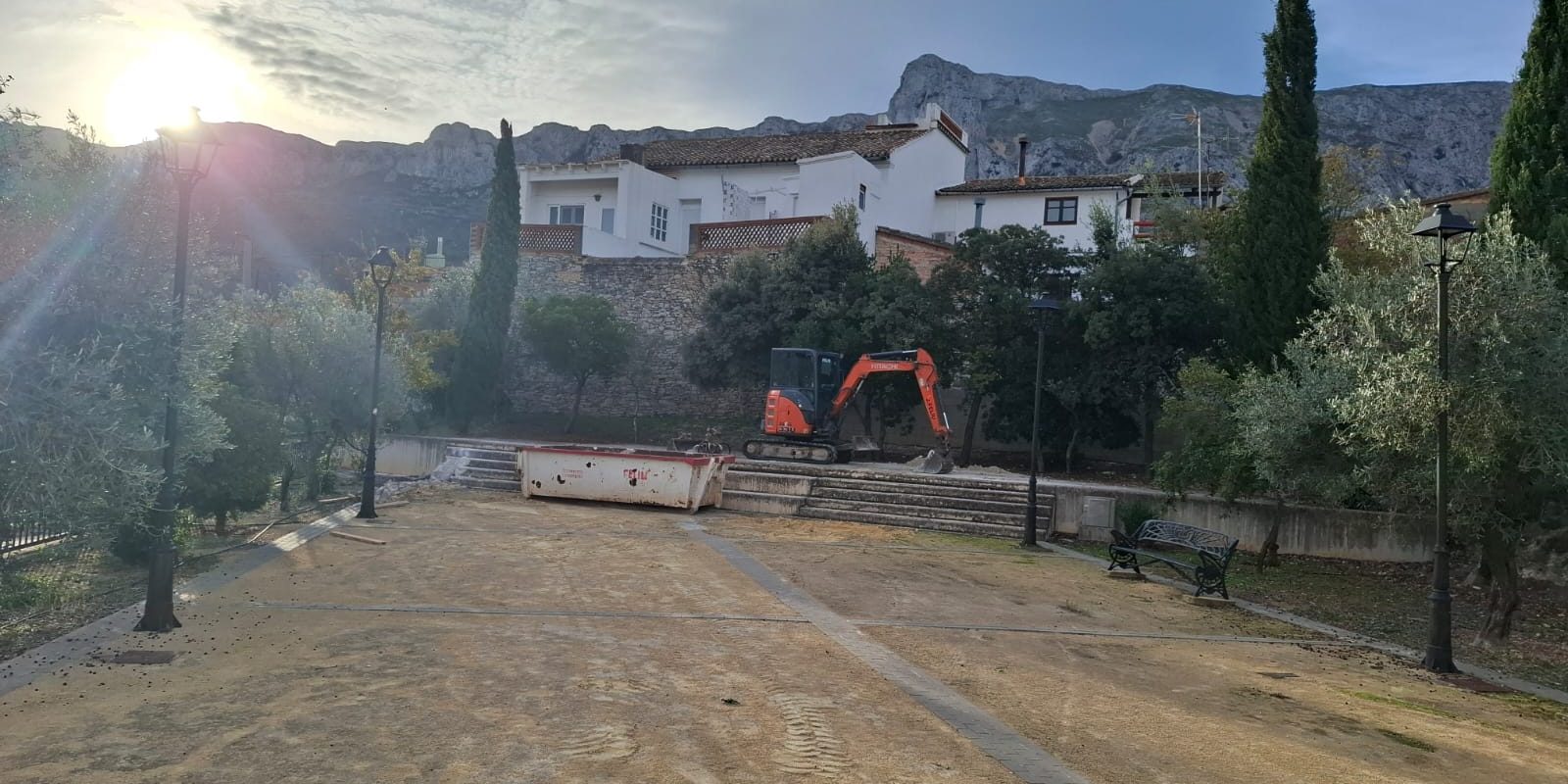 WhatsApp Image 2025-12-04 at 16.30.07